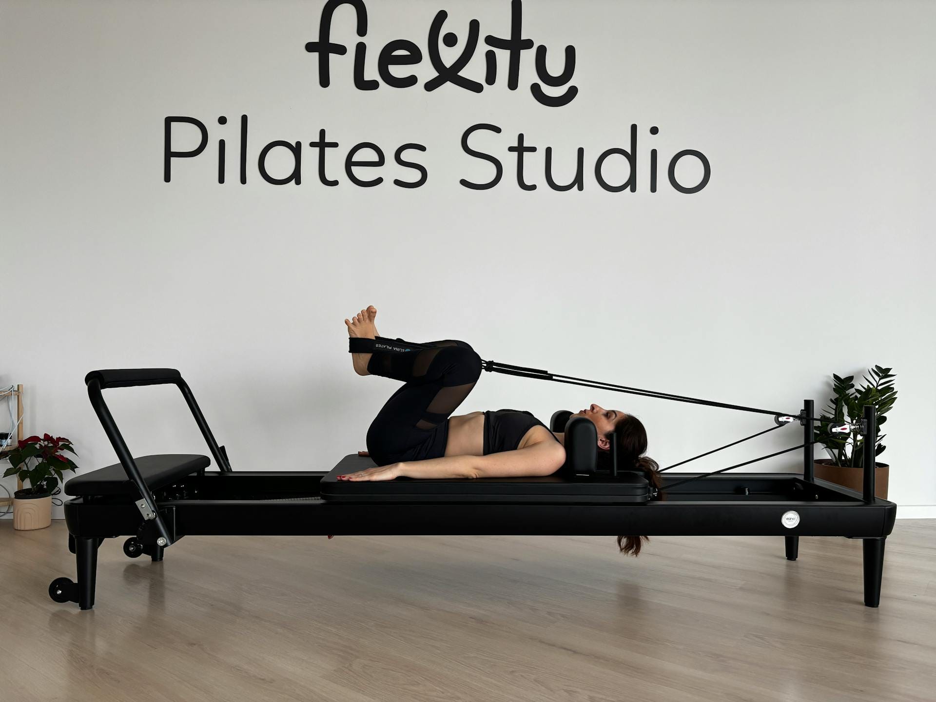 Reformer im Pilates-Studio